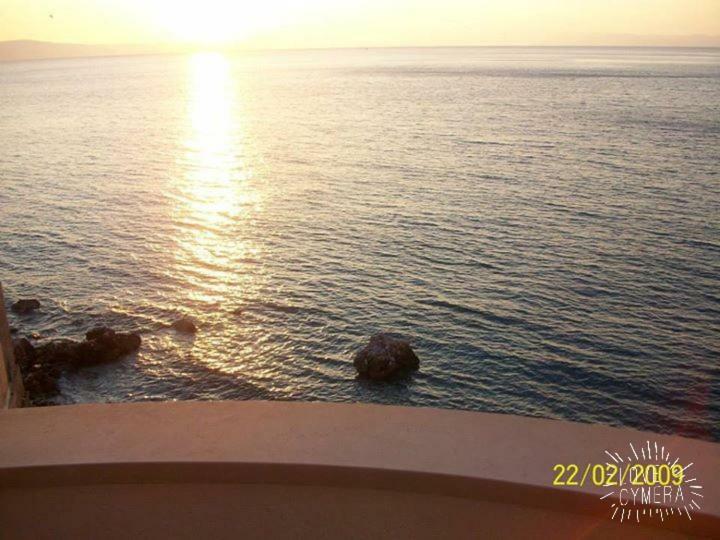 The Power Of Adriatic Sea Apartment Drasnice Exterior photo